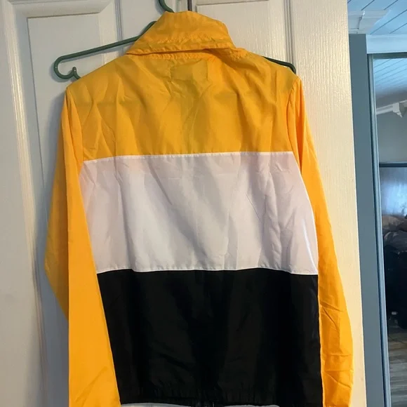 Fahrenheit Active Jacket - Picture 2 of 3